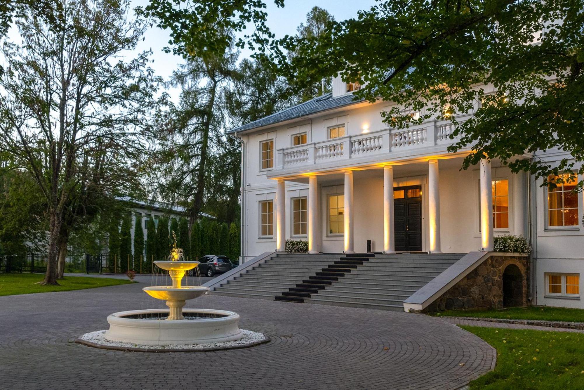 The Manor Sports & Spa Tõrve Esterno foto