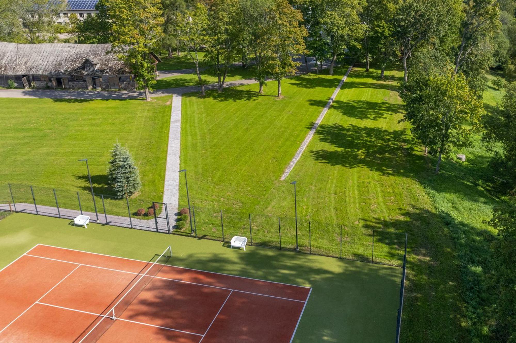 The Manor Sports & Spa Tõrve Esterno foto